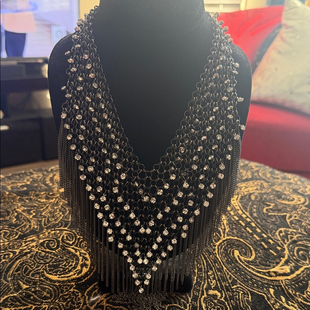 Elegant Black and Silver Necklace